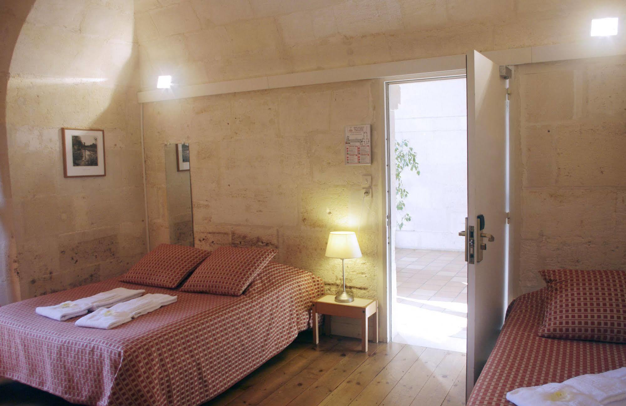 Les Chambres De L'Abbaye Сент Экстерьер фото
