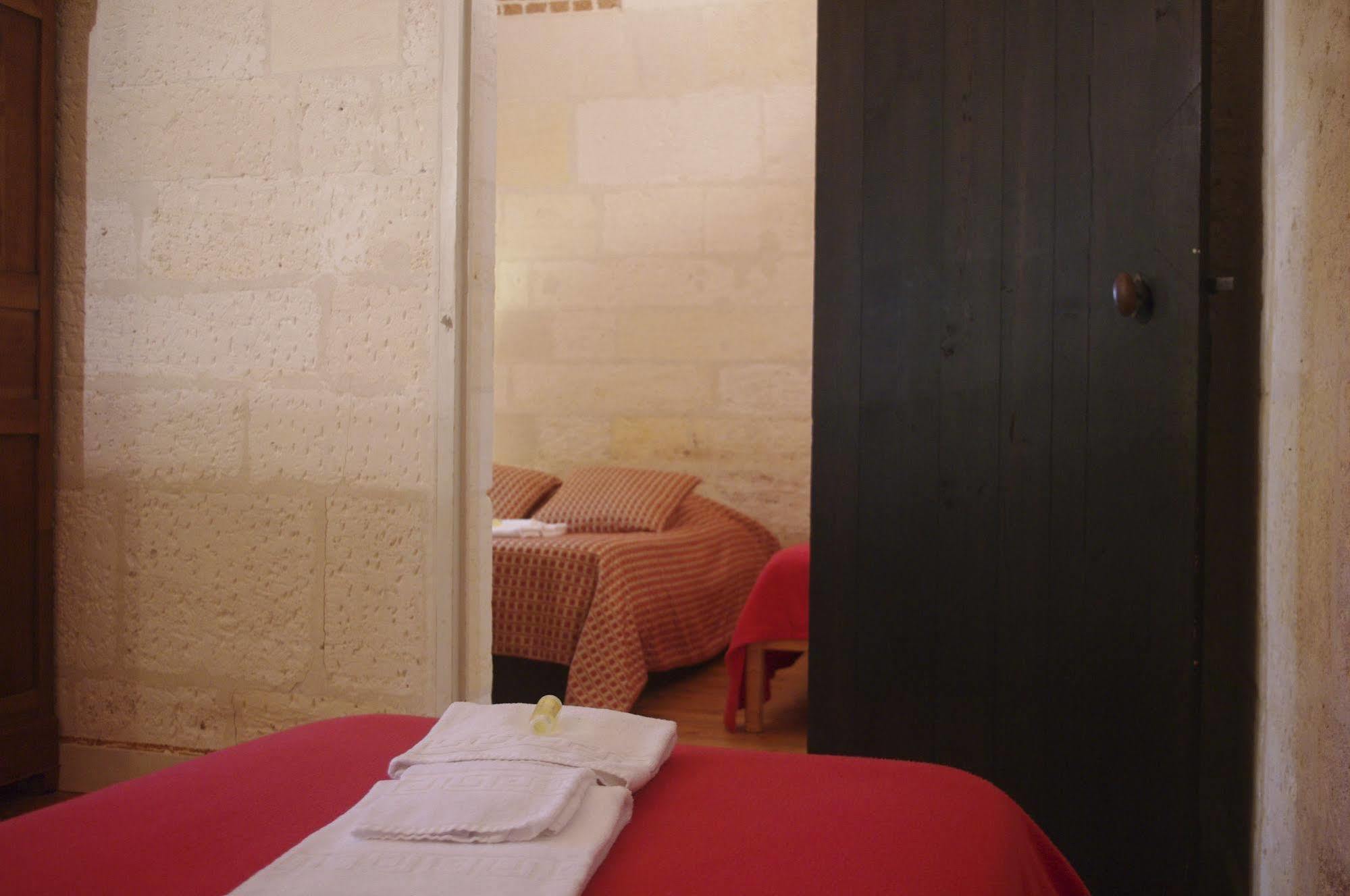 Les Chambres De L'Abbaye Сент Экстерьер фото