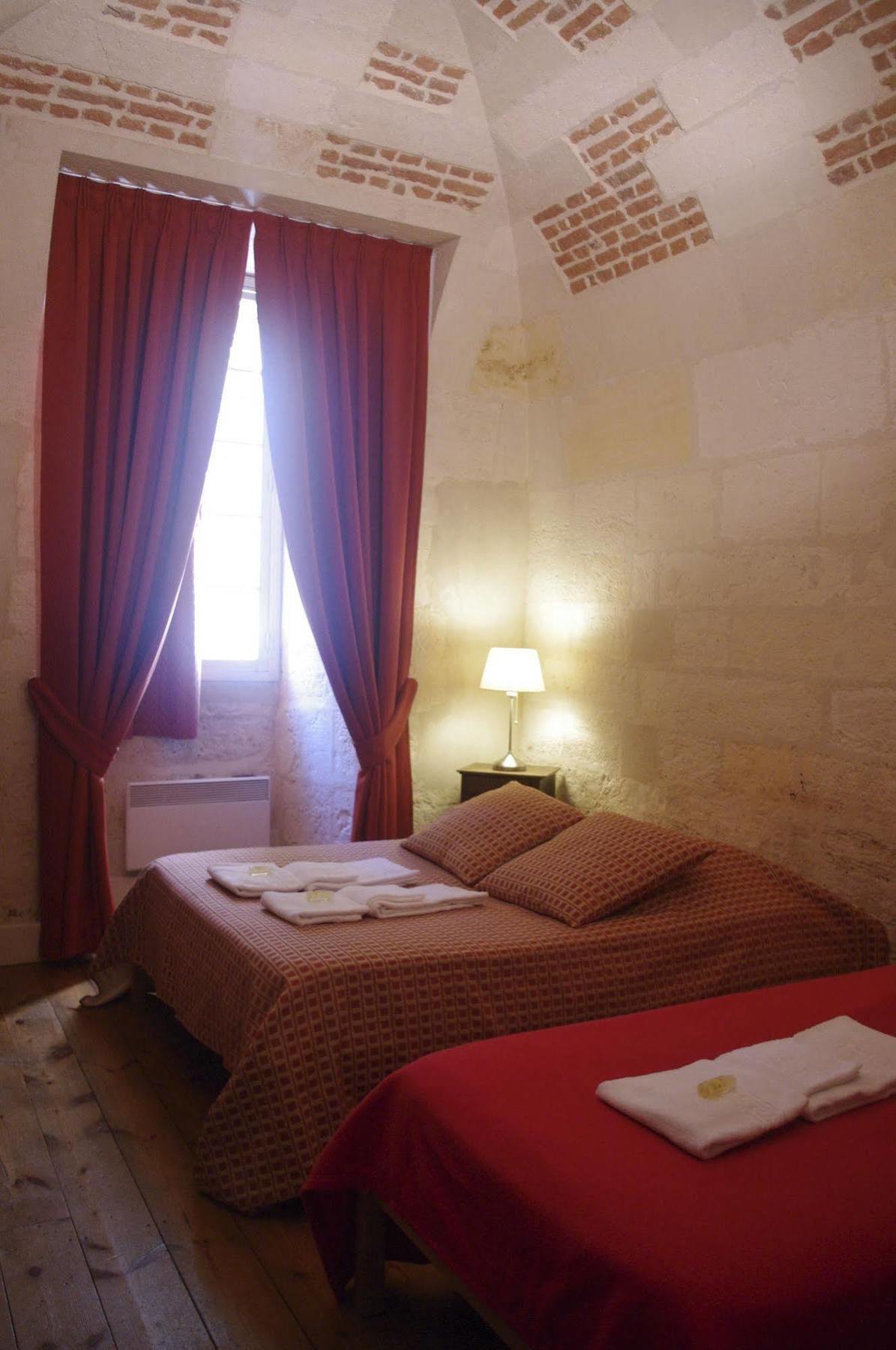 Les Chambres De L'Abbaye Сент Экстерьер фото