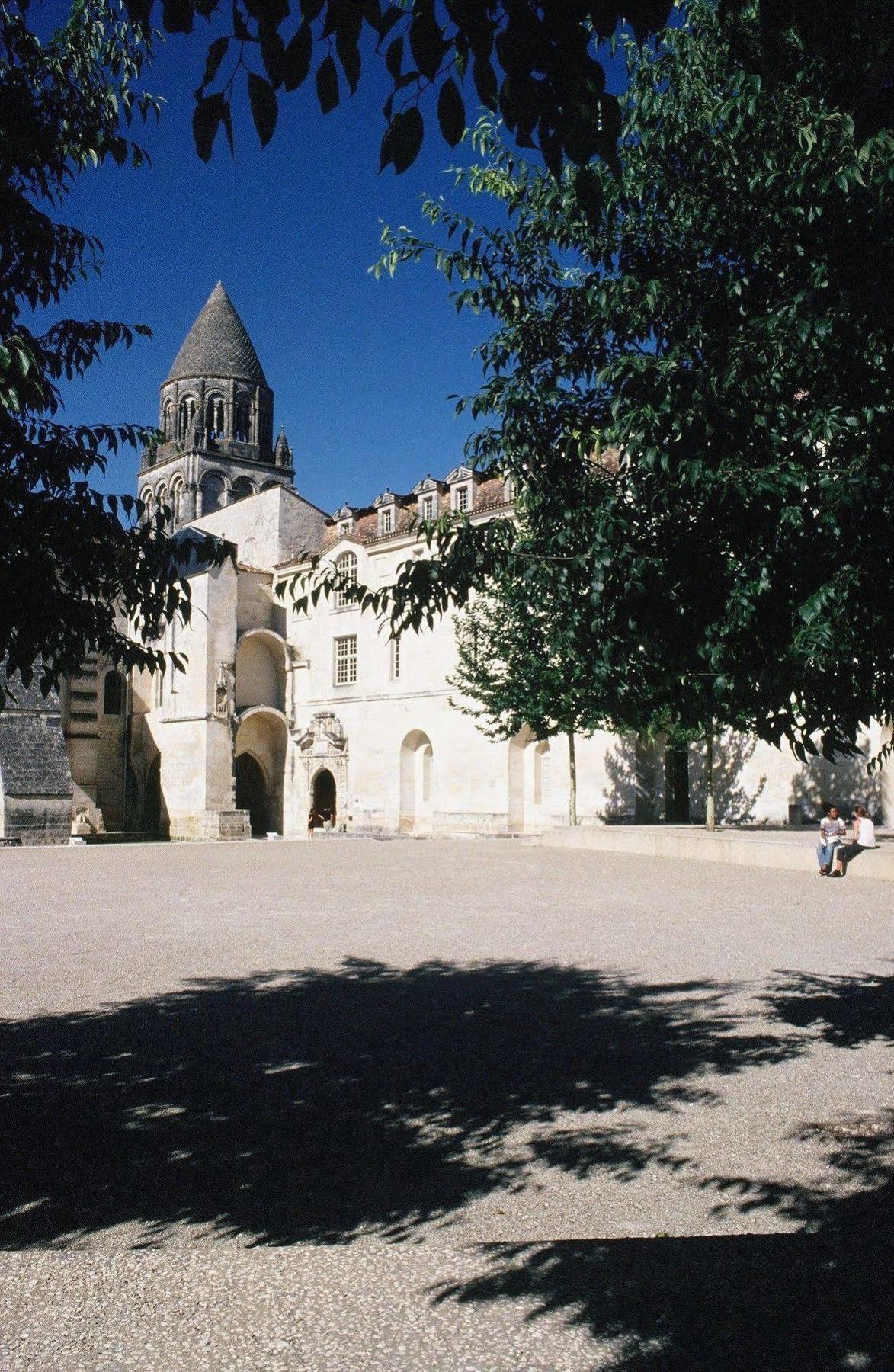 Les Chambres De L'Abbaye Сент Экстерьер фото